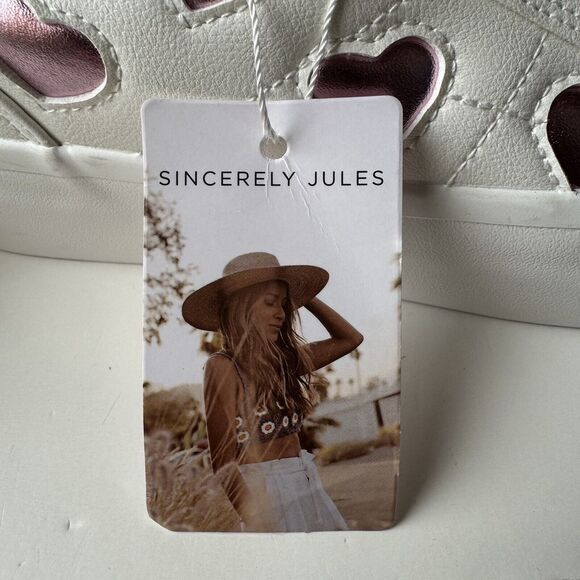 Sincerely Jules 3D Heart Sneakers White/Pink size 9 Casual Comfortable Walking - Picture 6 of 9